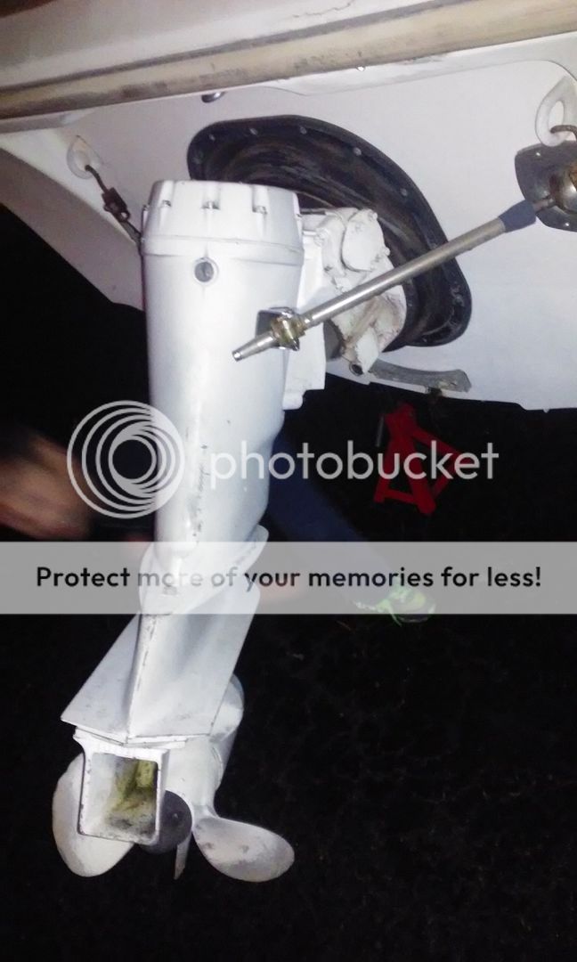 1201151918_zps3fpios2b.jpg
