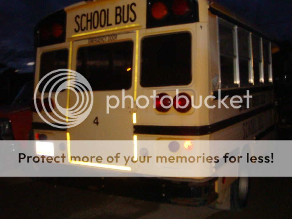 1 ton 4x4 short school bus - Pirate4x4.Com : 4x4 and Off ...
